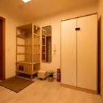 Gemuetliche Souterrain Naehe Phantasialand Mit Parkplatz, Monteure Nicht Gestattet Apartman *