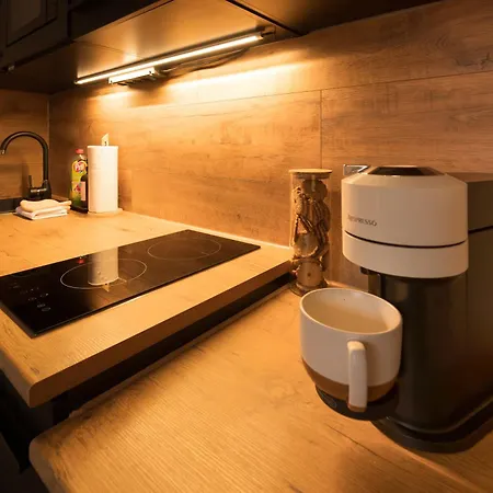 Souterrain Mit Parkplatz Naehe Phantasialand Und Koeln, Therme In Euskirchen, Eifel Erleben * Weilerswist