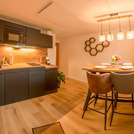 Fuer Monteure Oder Geschaeftsreisende Naehe Autobahn A1 Und A61 Апартаменты