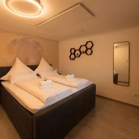 Fuer Monteure Oder Geschaeftsreisende Naehe Autobahn A1 Und A61 * Вайлерсвист