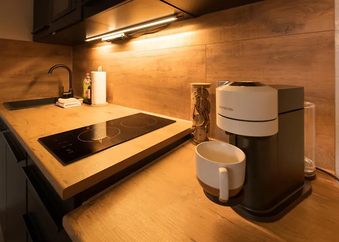 Gemuetliche Souterrain Wohnung Naehe Phantasialand Mit Parkplatz * Weilerswist