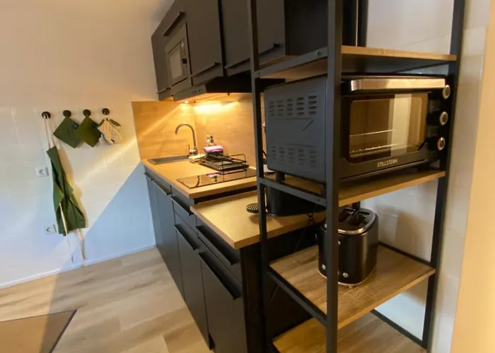 شقة Gemuetliche Souterrain Wohnung Naehe Phantasialand Mit Parkplatz